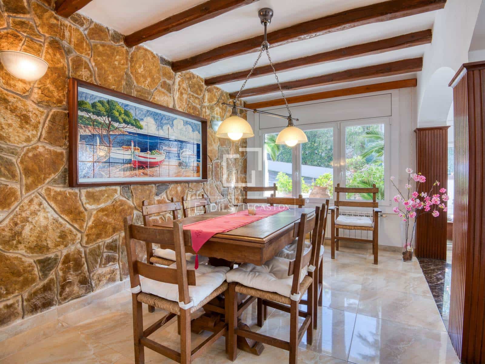 5 quarto Moradia para venda em S'Agaro com piscina garagem - 850 000 € (Ref: 9635058)