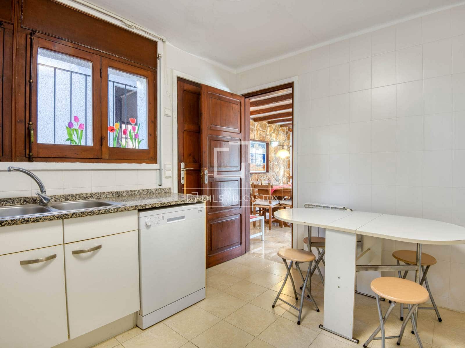 5 quarto Moradia para venda em S'Agaro com piscina garagem - 850 000 € (Ref: 9635058)