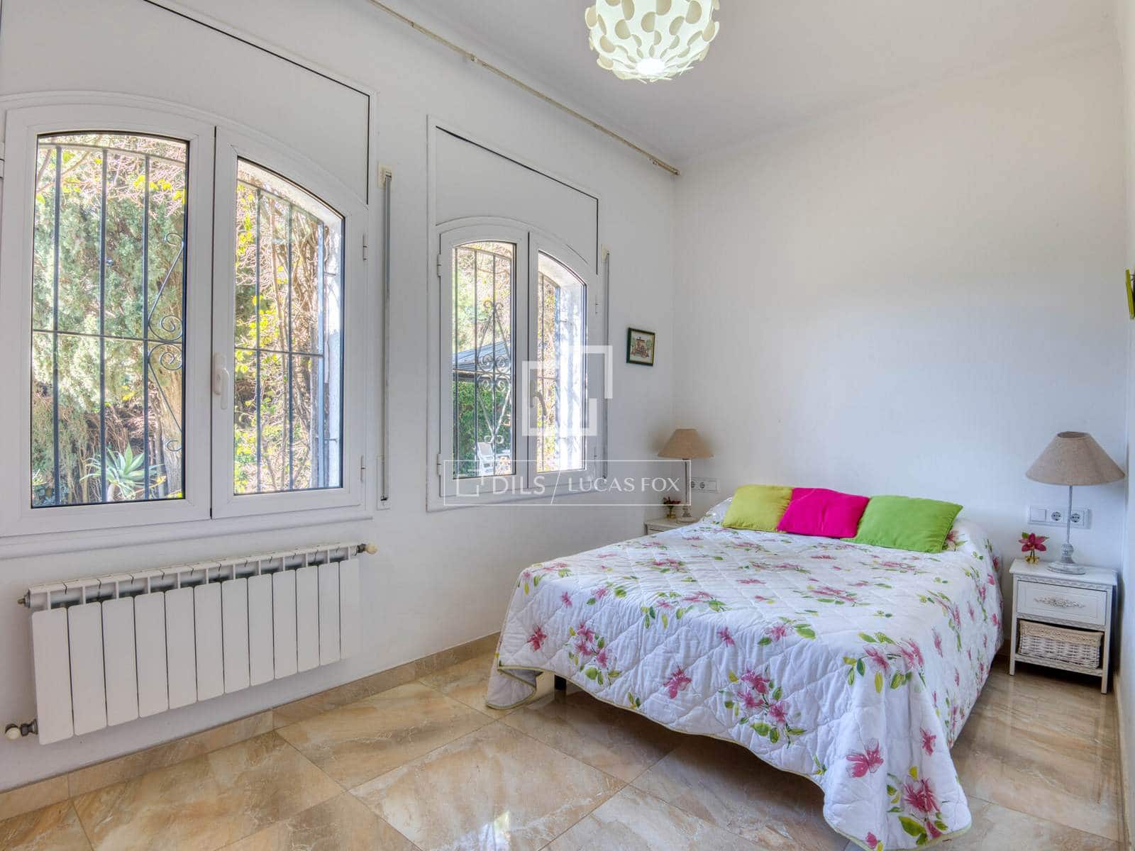 5 quarto Moradia para venda em S'Agaro com piscina garagem - 850 000 € (Ref: 9635058)