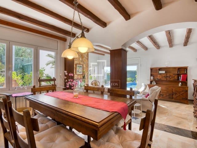 5 quarto Moradia para venda em S'Agaro, Castell-Platja d'Aro com piscina garagem - 850 000 € (Ref: 9635058)