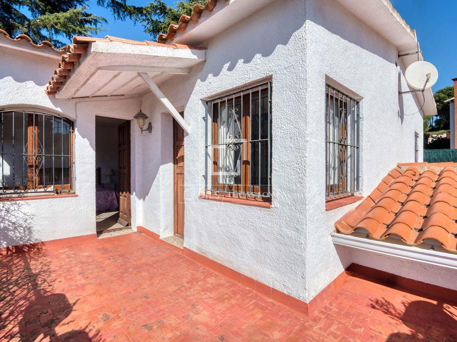 5 quarto Moradia para venda em S'Agaro com piscina garagem - 850 000 € (Ref: 9635058)