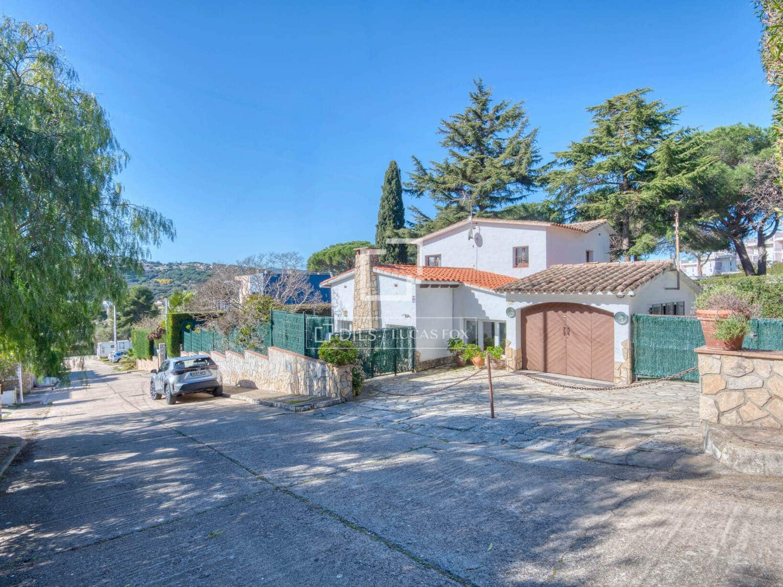 5 quarto Moradia para venda em S'Agaro com piscina garagem - 850 000 € (Ref: 9635058)