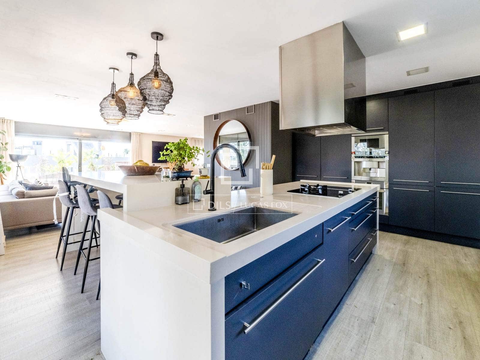 6 sypialnia Willa na sprzedaż w Sitges z basenem garażem - 1 750 000 € (Ref: 9635059)