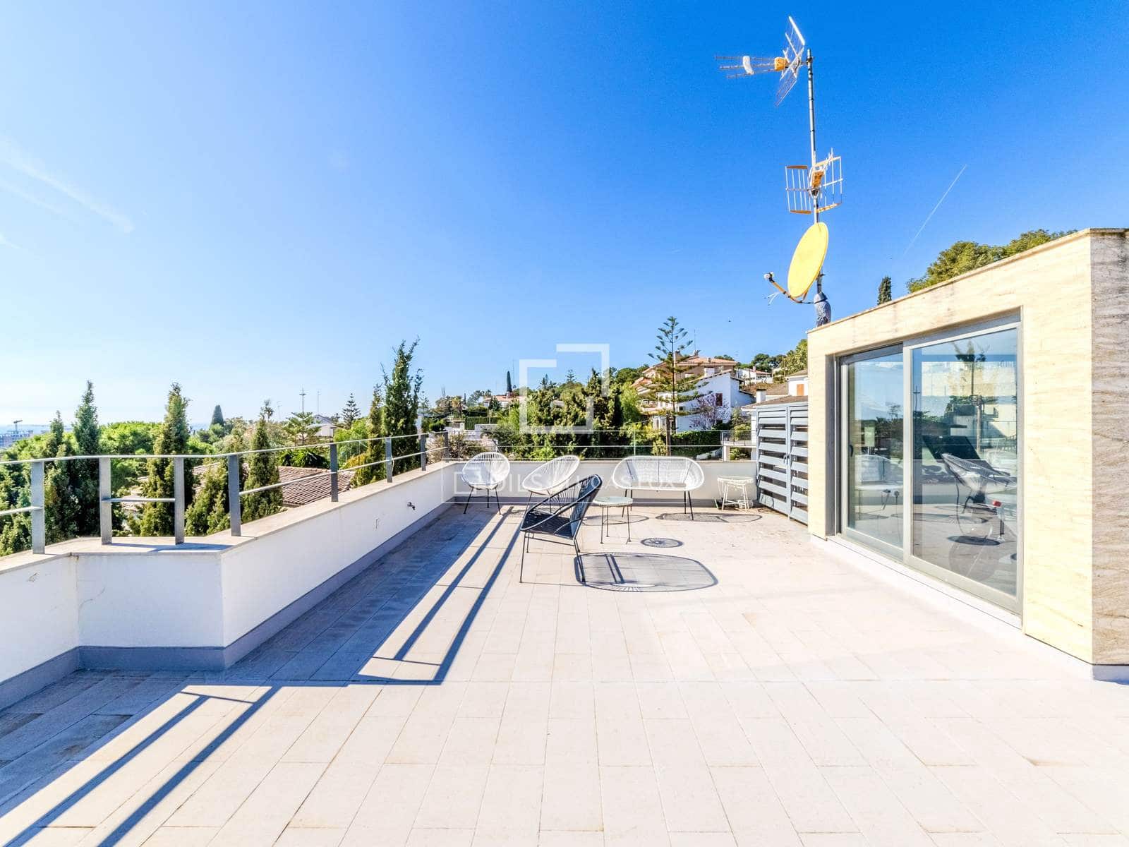 6 sypialnia Willa na sprzedaż w Sitges z basenem garażem - 1 750 000 € (Ref: 9635059)