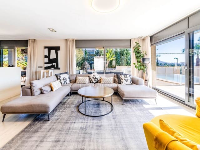 6 sypialnia Willa na sprzedaż w Sitges z basenem garażem - 1 750 000 € (Ref: 9635059)