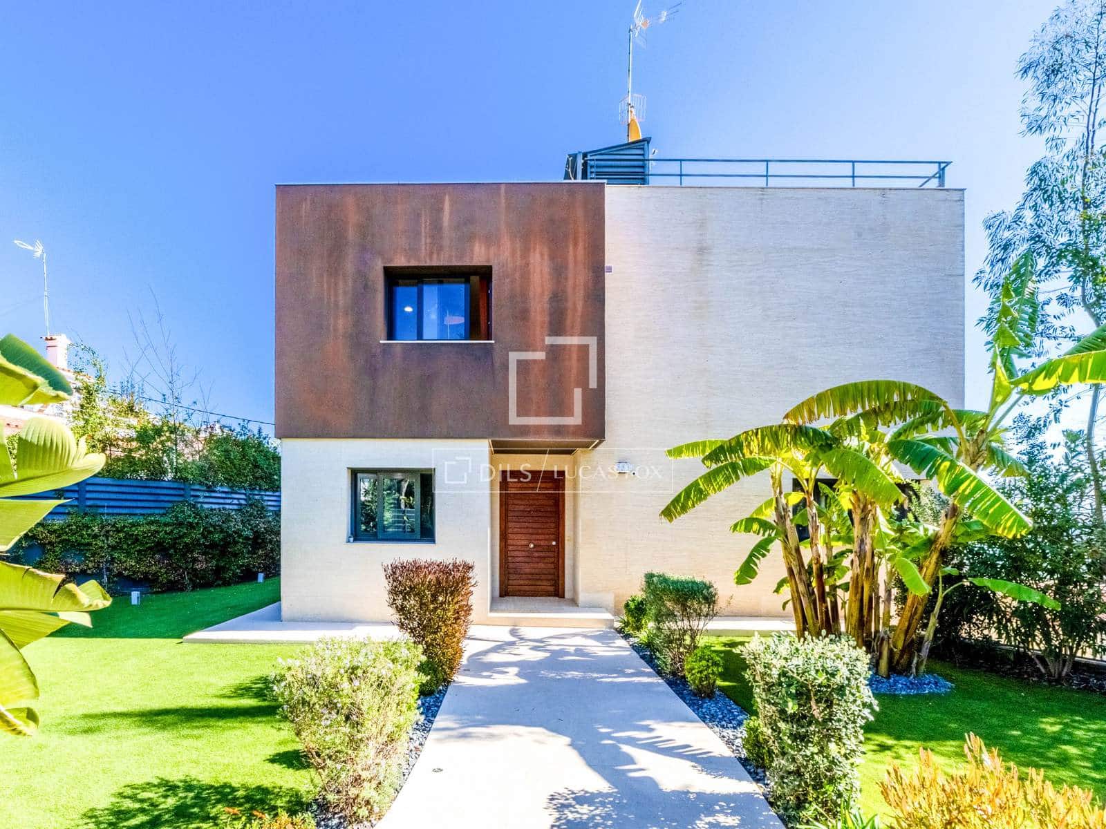 6 sypialnia Willa na sprzedaż w Sitges z basenem garażem - 1 750 000 € (Ref: 9635059)