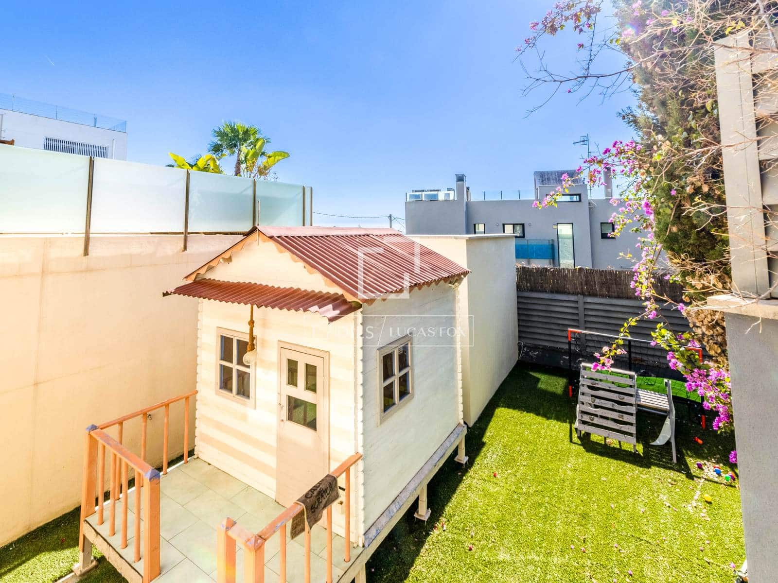 6 sypialnia Willa na sprzedaż w Sitges z basenem garażem - 1 750 000 € (Ref: 9635059)