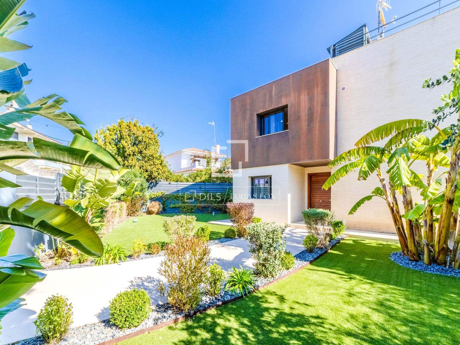 6 sypialnia Willa na sprzedaż w Sitges z basenem garażem - 1 750 000 € (Ref: 9635059)