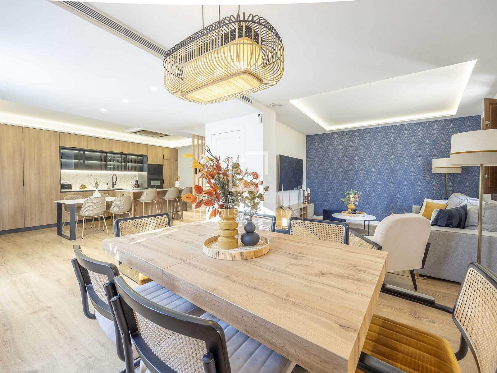 5 makuuhuone Huvila vuokrattavana paikassa Valencia kaupunki mukana uima-altaan 
autotalli - 5 500 € (Ref: 9635060)