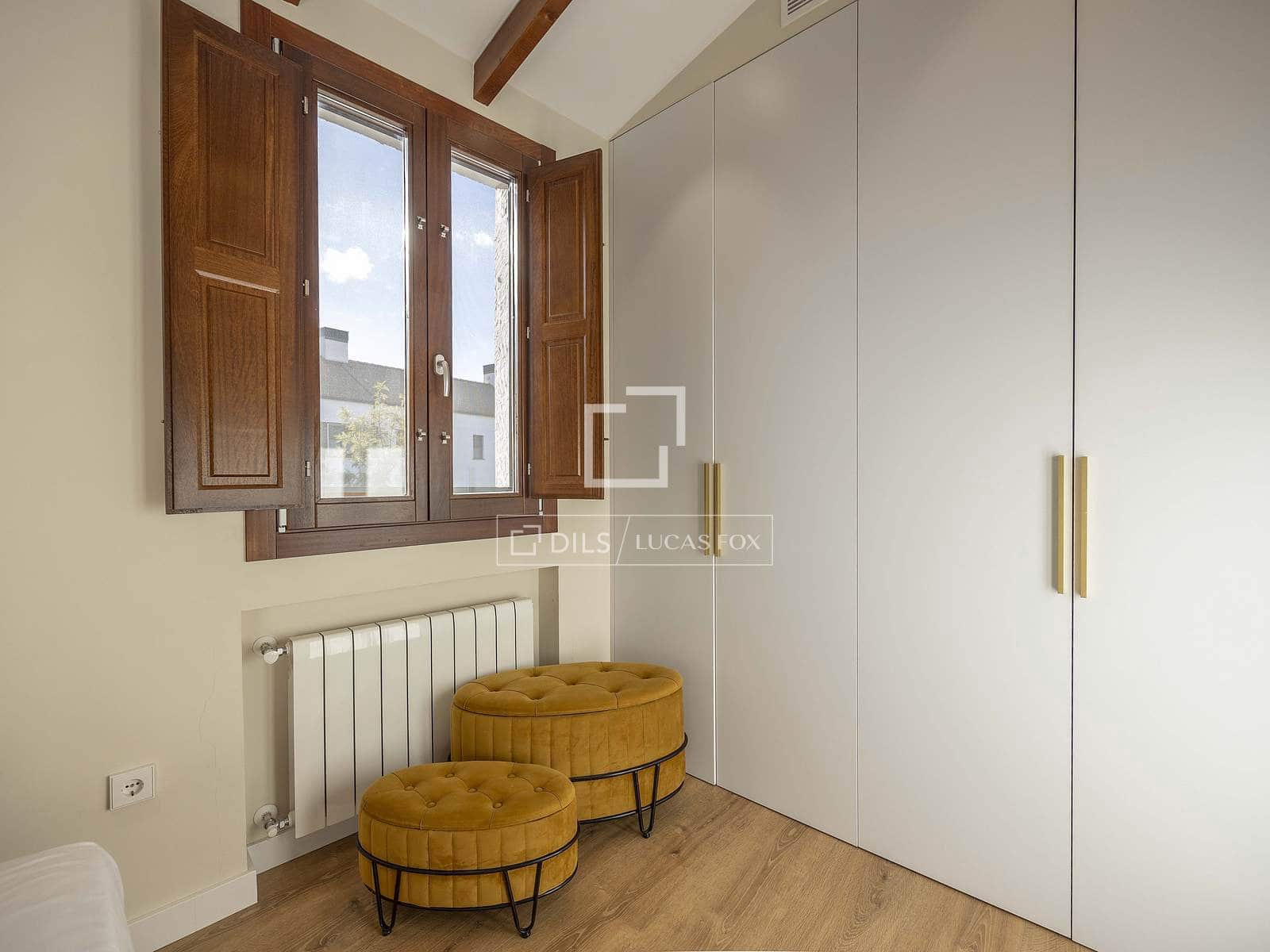 5 makuuhuone Huvila vuokrattavana paikassa Valencia kaupunki mukana uima-altaan 
autotalli - 5 500 € (Ref: 9635060)