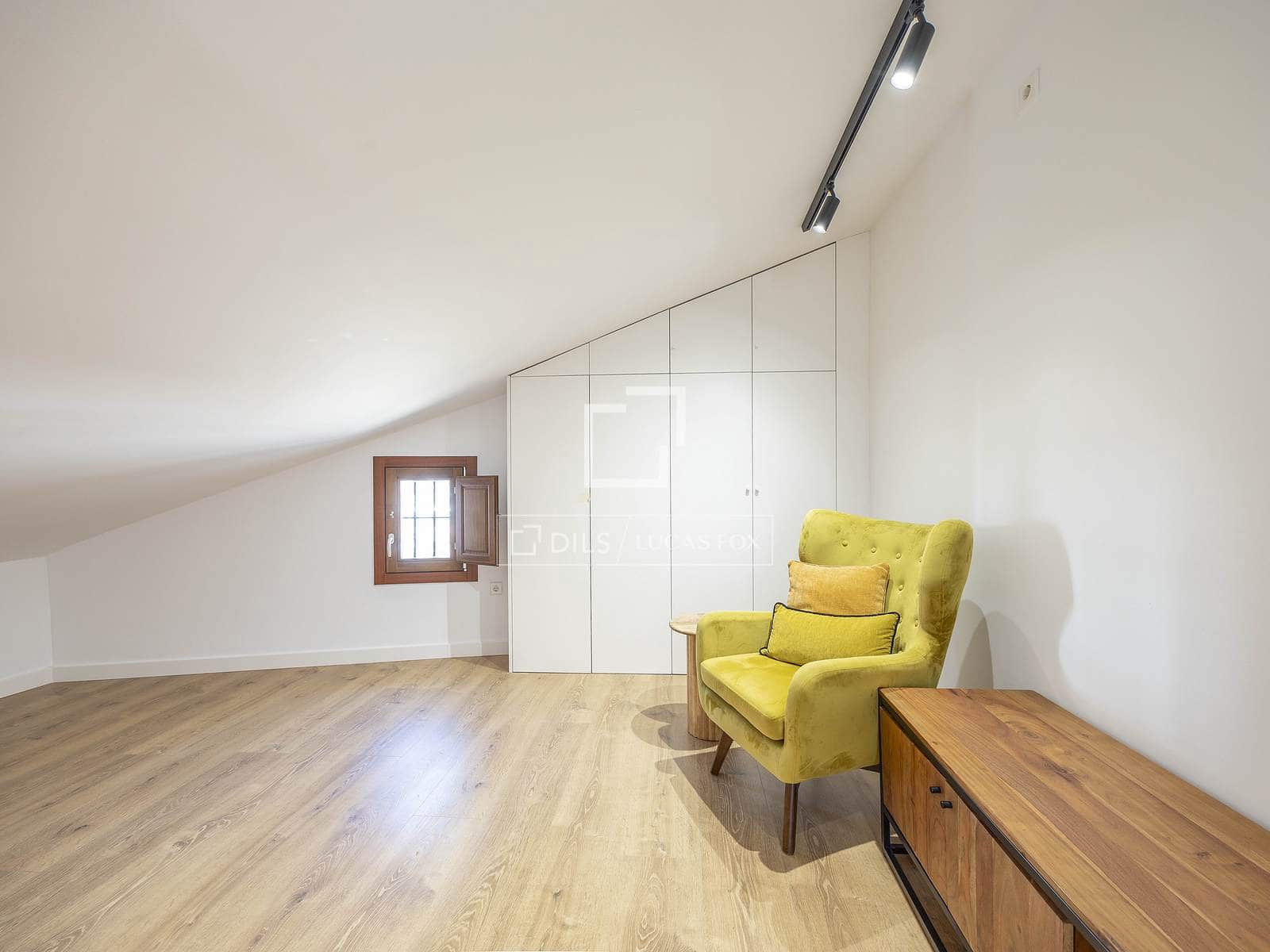 5 makuuhuone Huvila vuokrattavana paikassa Valencia kaupunki mukana uima-altaan 
autotalli - 5 500 € (Ref: 9635060)