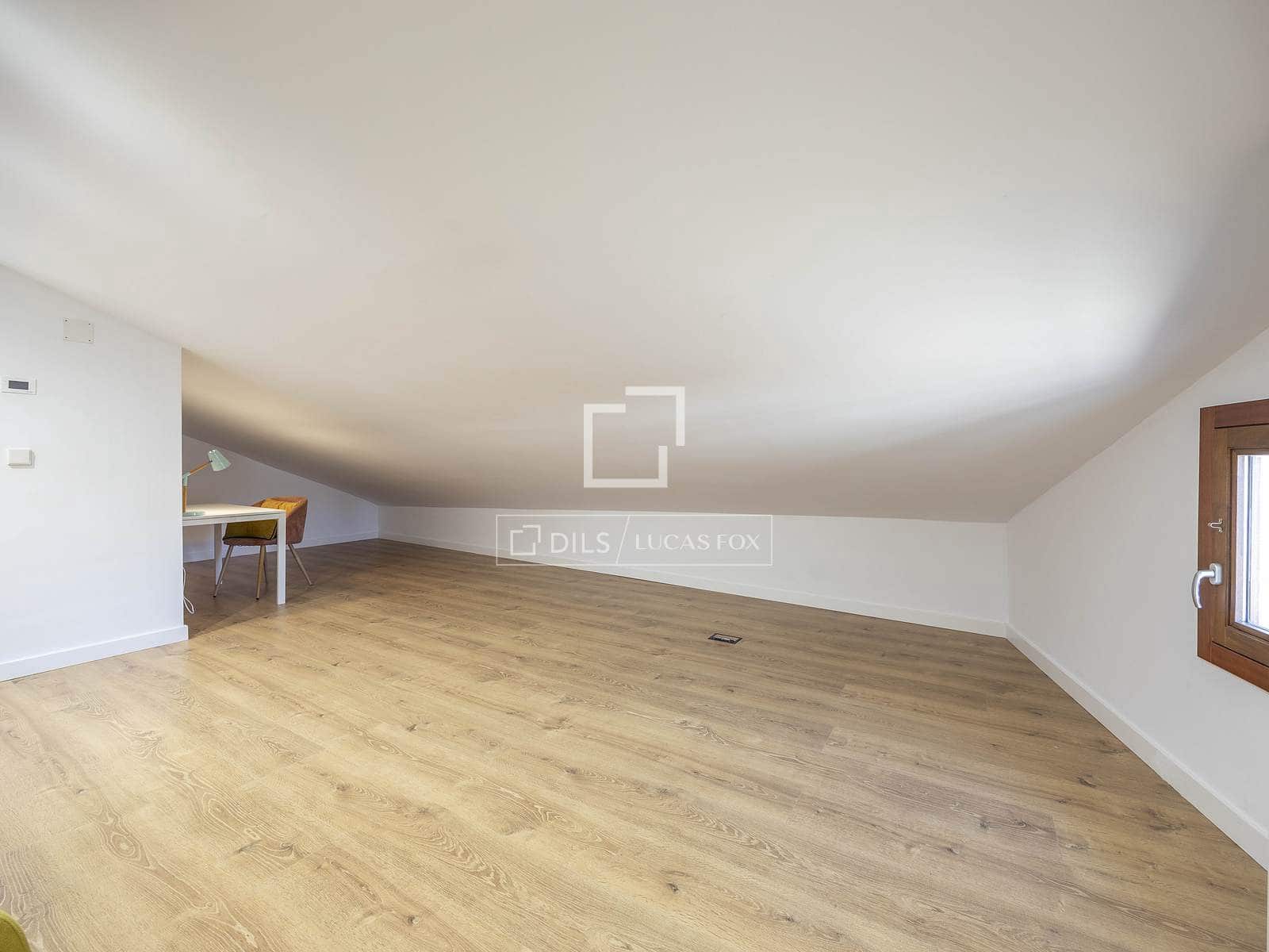 5 makuuhuone Huvila vuokrattavana paikassa Valencia kaupunki mukana uima-altaan 
autotalli - 5 500 € (Ref: 9635060)