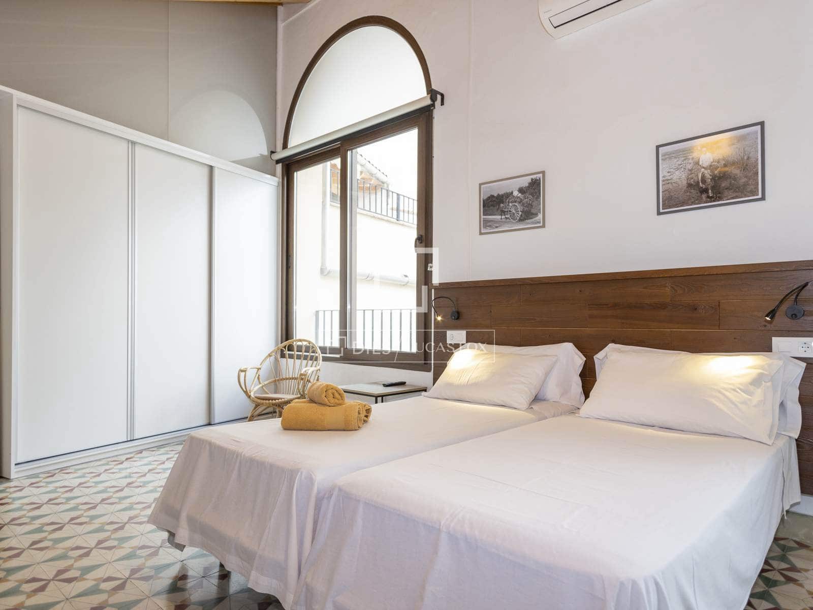 7 makuuhuone Kaupallinen myytävänä paikassa Pego mukana 
autotalli - 475 000 € (Ref: 9635062)