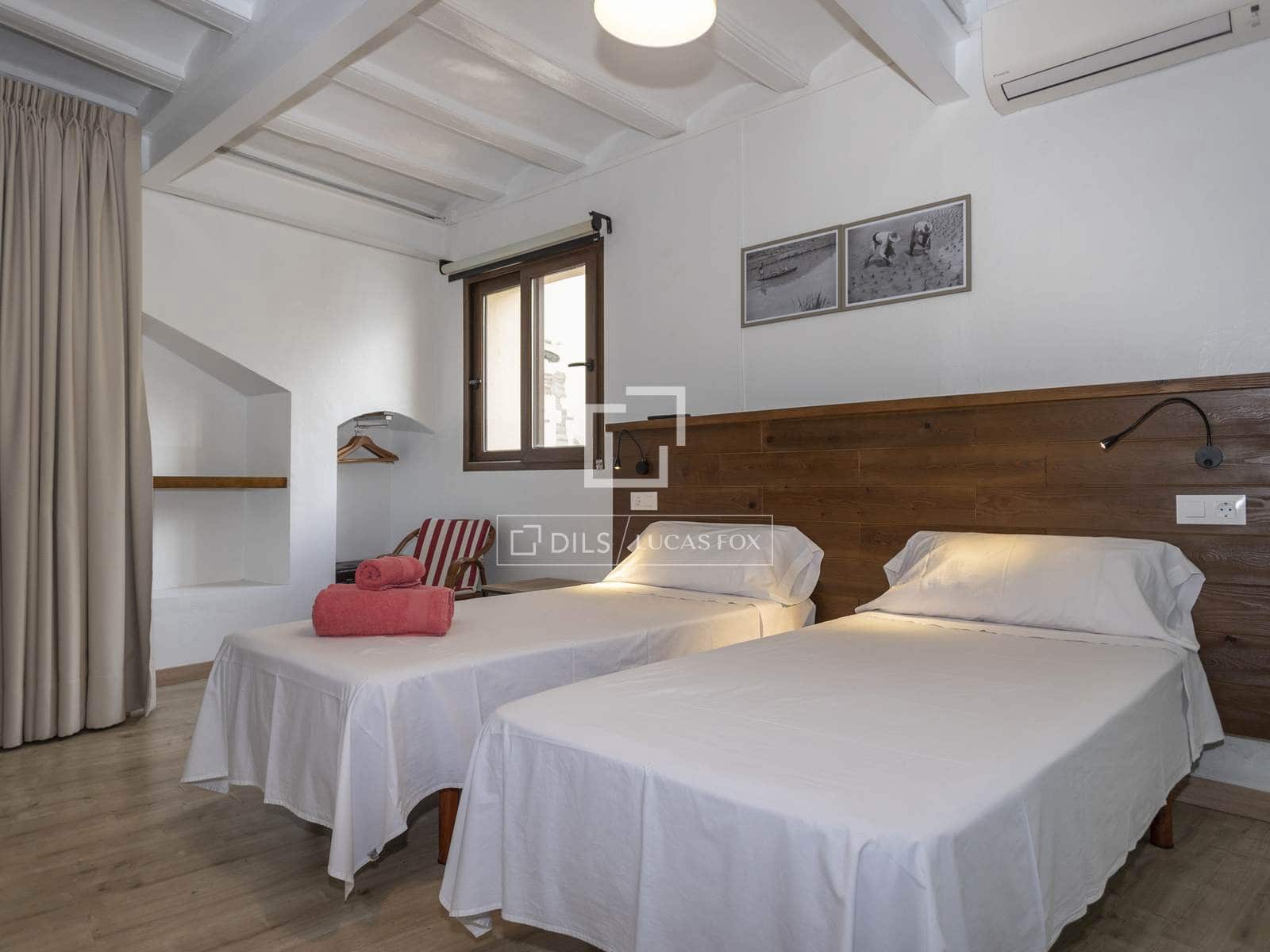 7 makuuhuone Kaupallinen myytävänä paikassa Pego mukana 
autotalli - 475 000 € (Ref: 9635062)