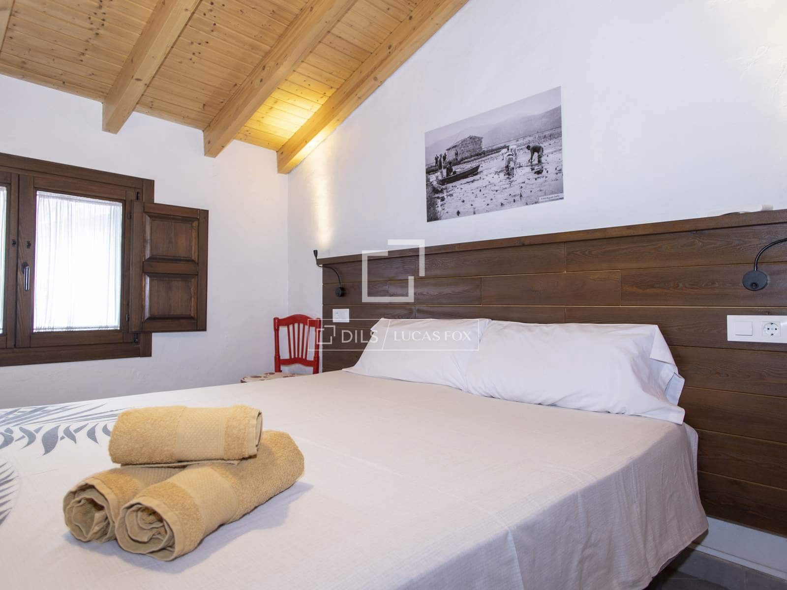 7 makuuhuone Kaupallinen myytävänä paikassa Pego mukana 
autotalli - 475 000 € (Ref: 9635062)