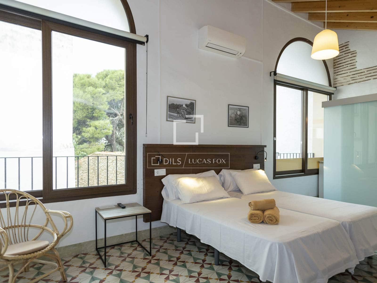 7 makuuhuone Kaupallinen myytävänä paikassa Pego mukana 
autotalli - 475 000 € (Ref: 9635062)