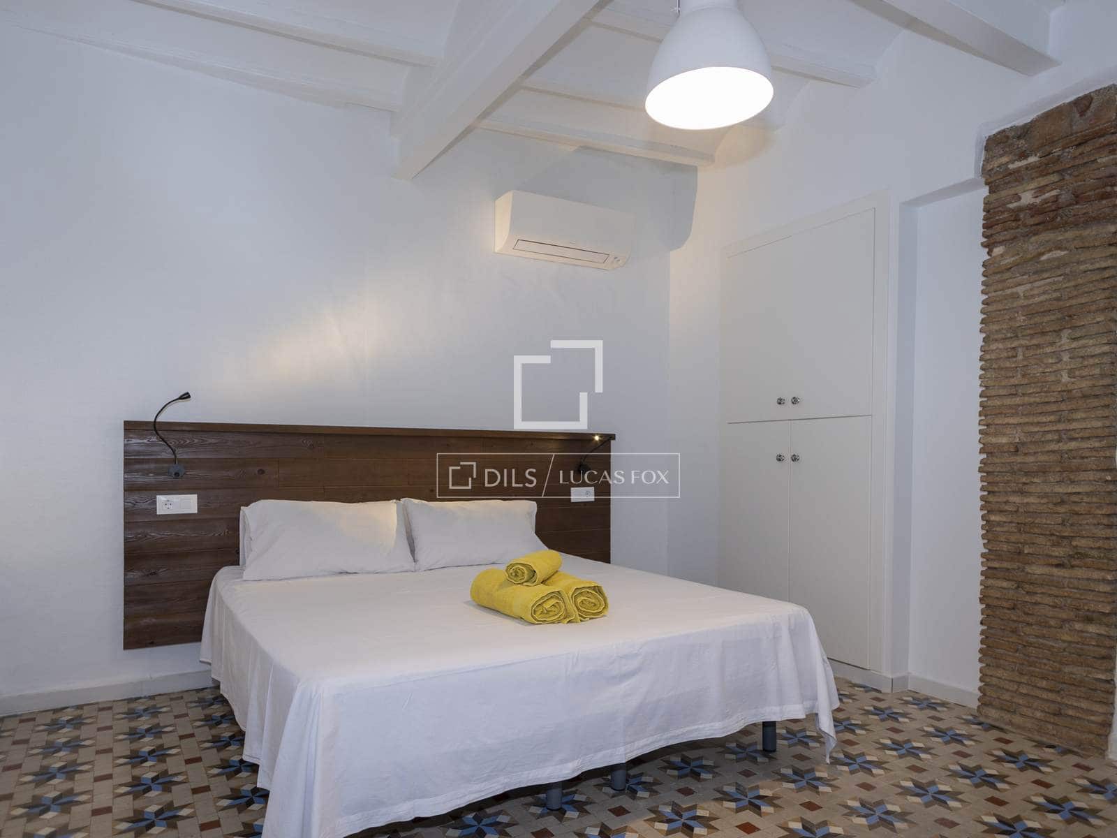 7 makuuhuone Kaupallinen myytävänä paikassa Pego mukana 
autotalli - 475 000 € (Ref: 9635062)