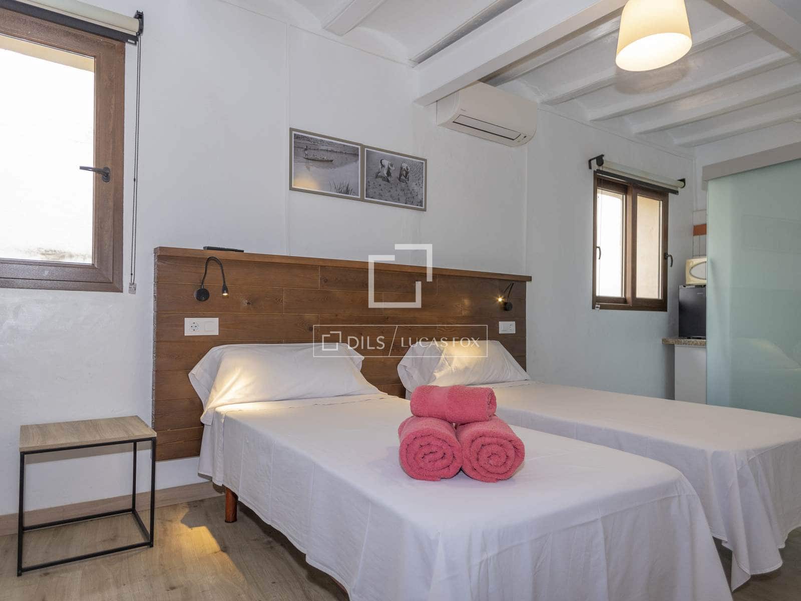 7 makuuhuone Kaupallinen myytävänä paikassa Pego mukana 
autotalli - 475 000 € (Ref: 9635062)