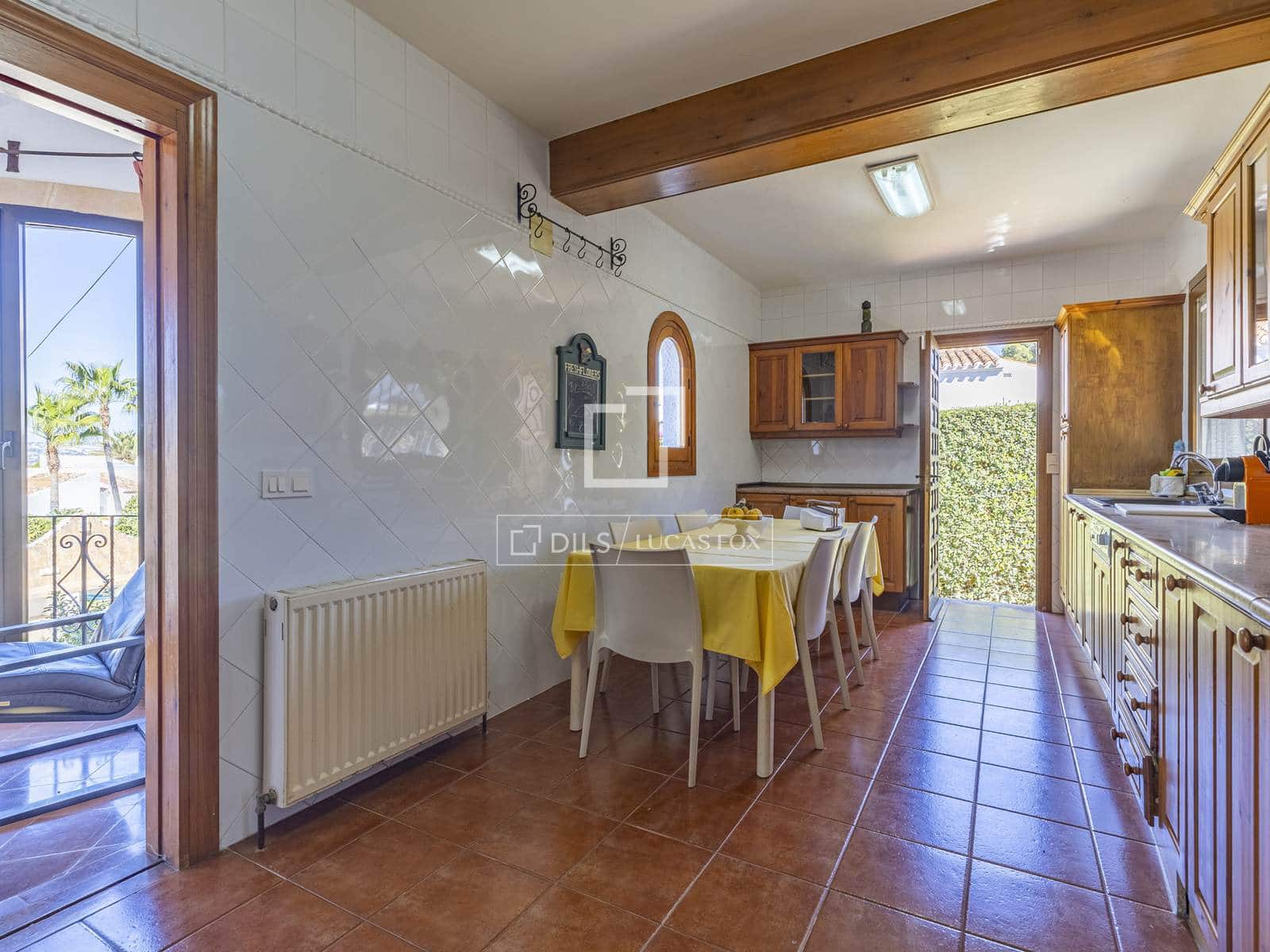 4 sovrum Villa till salu i Javea / Xabia med pool garage - 695 000 € (Ref: 9635065)