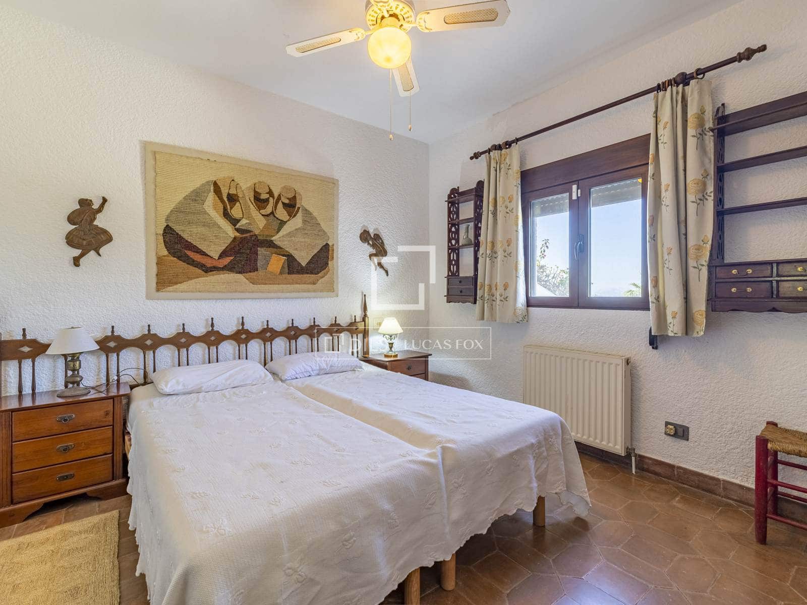 4 sovrum Villa till salu i Javea / Xabia med pool garage - 695 000 € (Ref: 9635065)