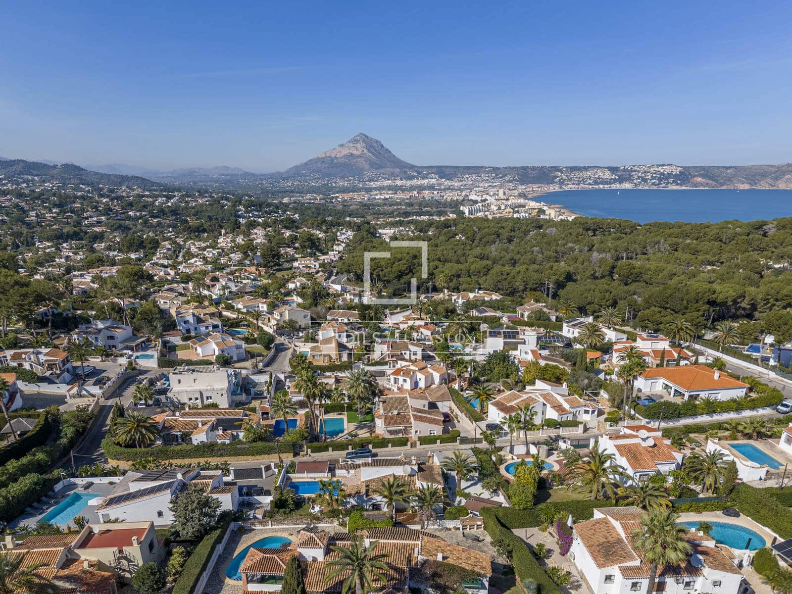 4 sovrum Villa till salu i Javea / Xabia med pool garage - 695 000 € (Ref: 9635065)