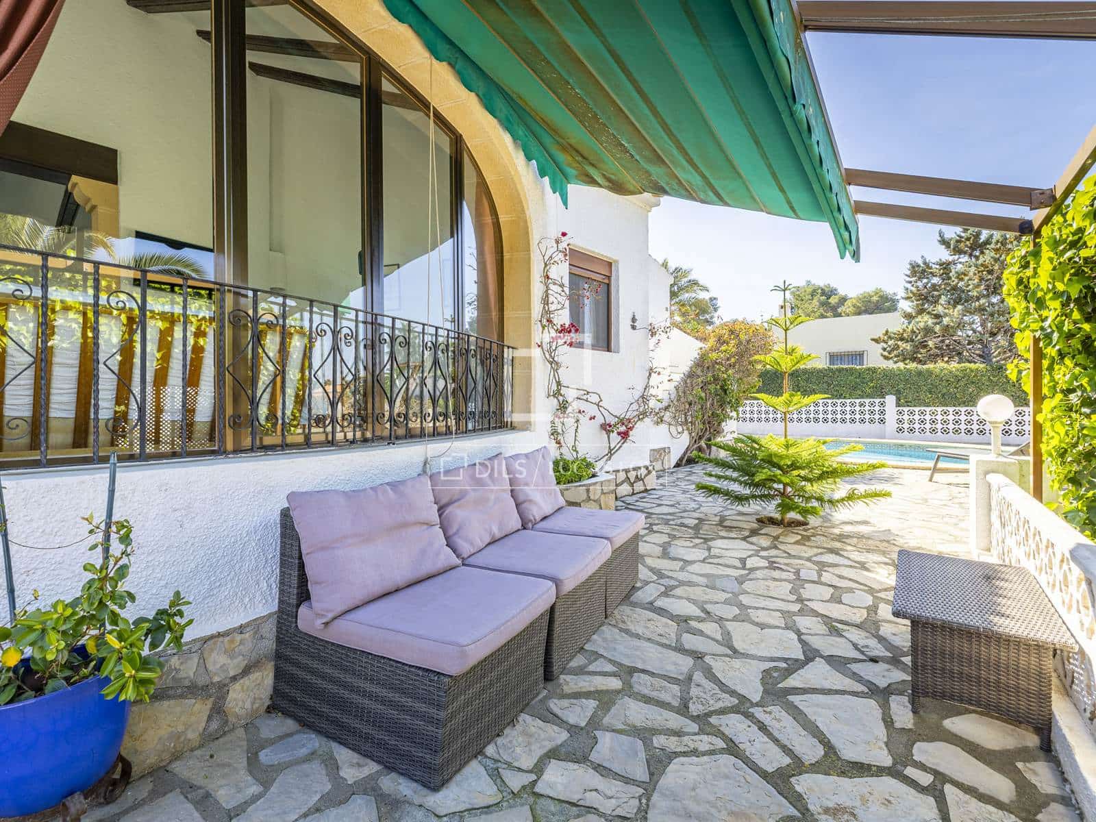 4 sovrum Villa till salu i Javea / Xabia med pool garage - 695 000 € (Ref: 9635065)