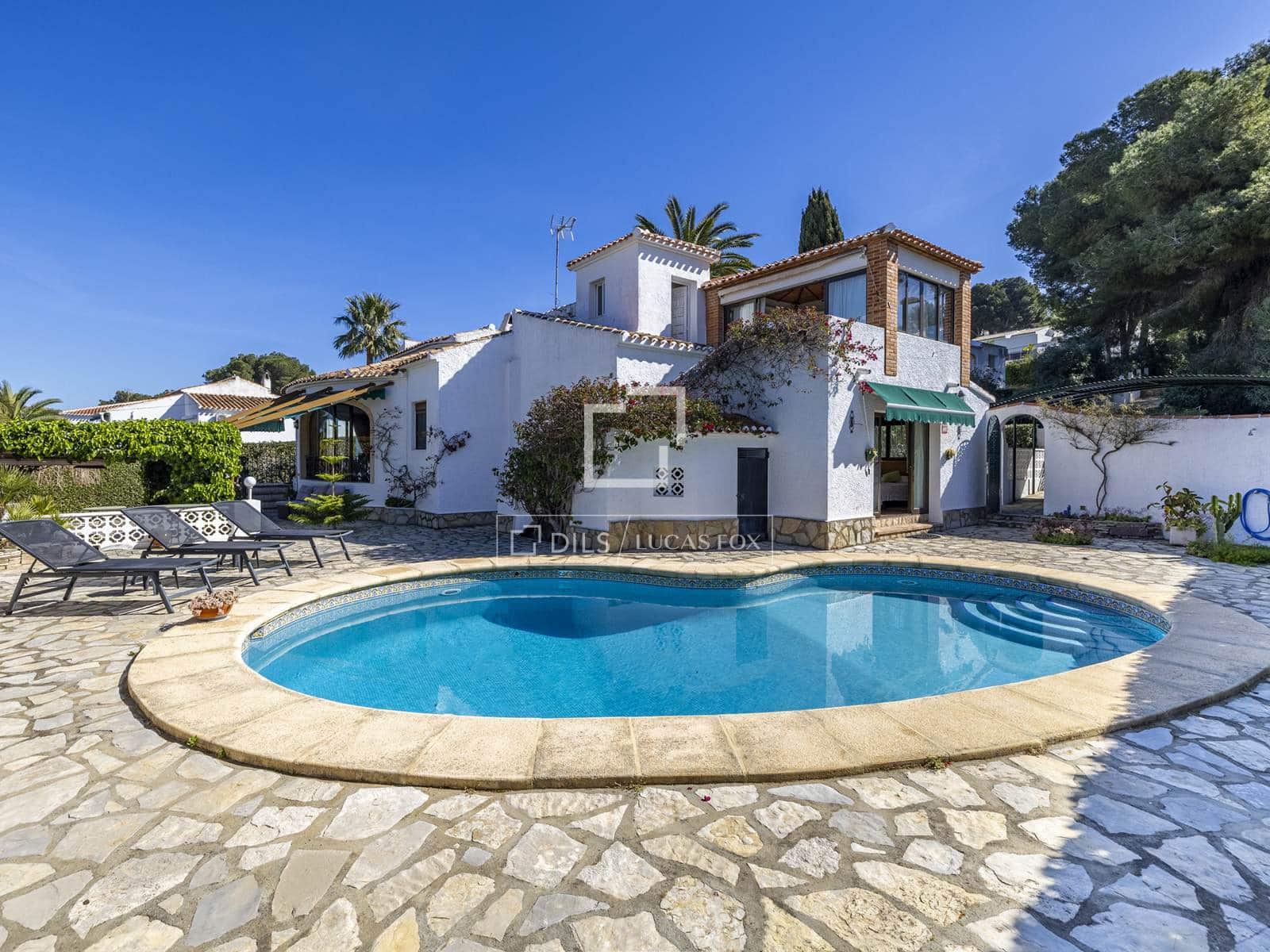 4 sovrum Villa till salu i Javea / Xabia med pool garage - 695 000 € (Ref: 9635065)