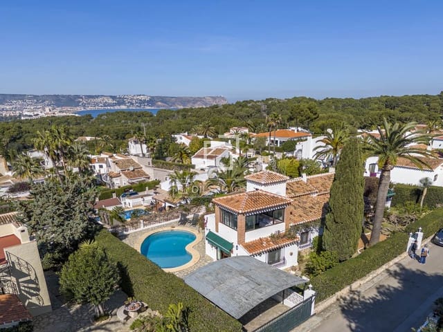 4 sovrum Villa till salu i Javea / Xàbia med pool garage - 695 000 € (Ref: 9635065)