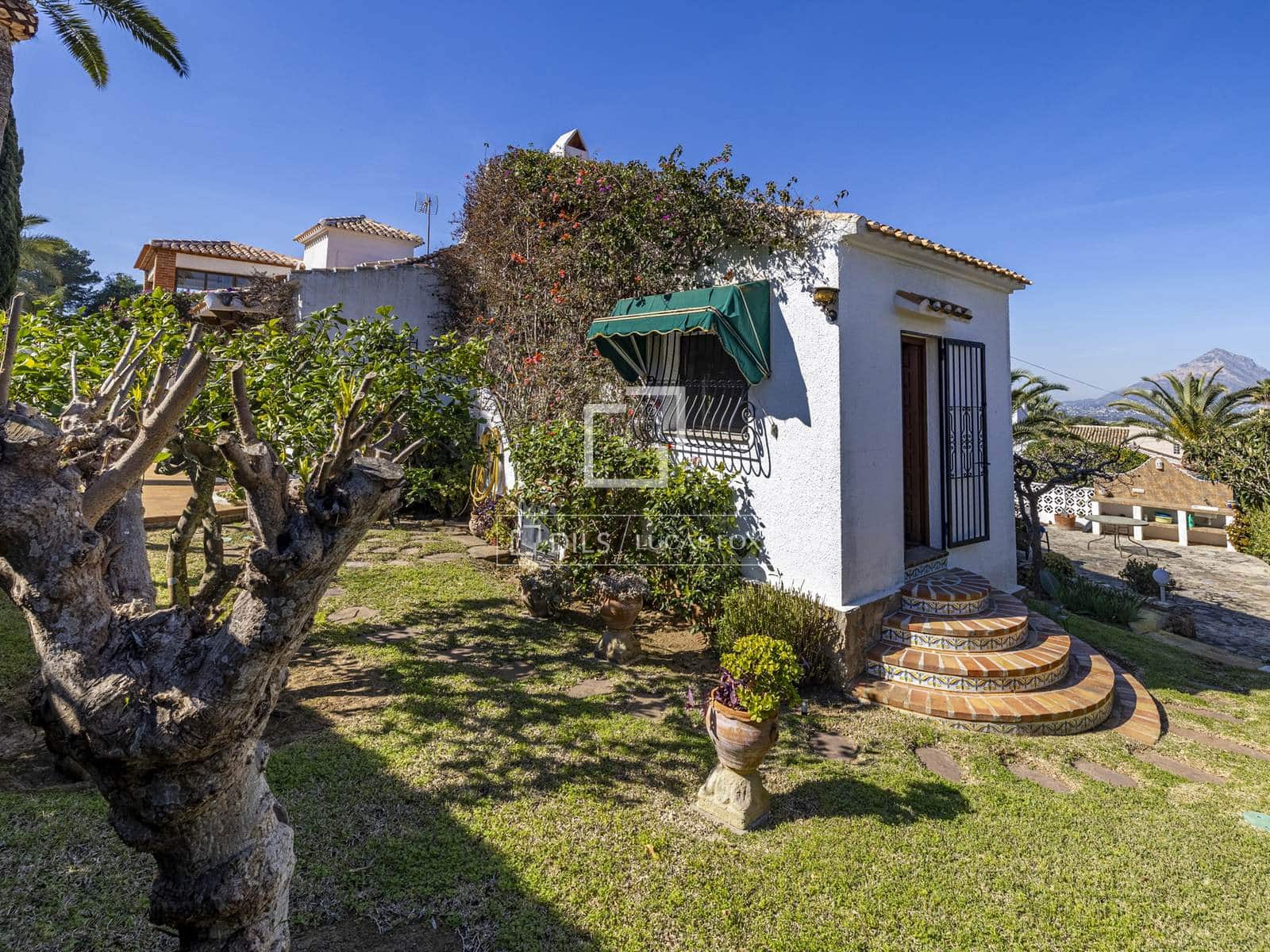 4 sovrum Villa till salu i Javea / Xabia med pool garage - 695 000 € (Ref: 9635065)