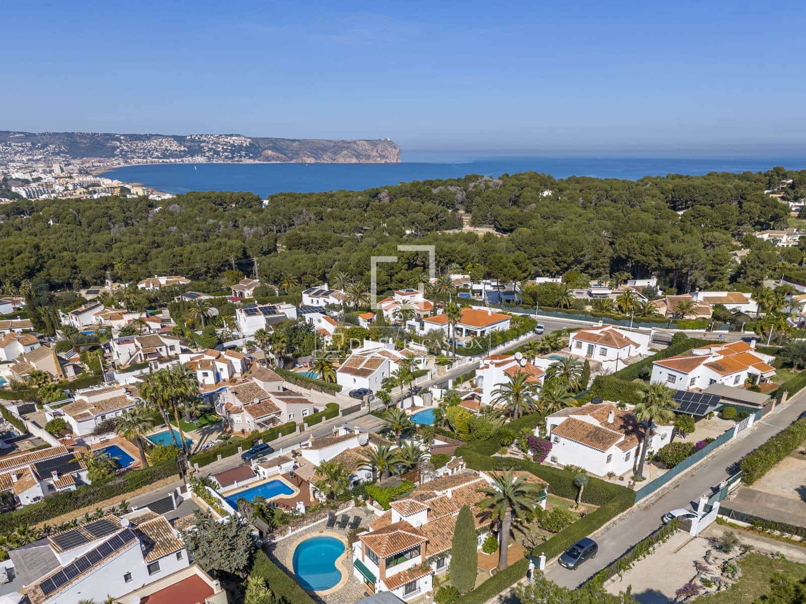 4 sovrum Villa till salu i Javea / Xabia med pool garage - 695 000 € (Ref: 9635065)