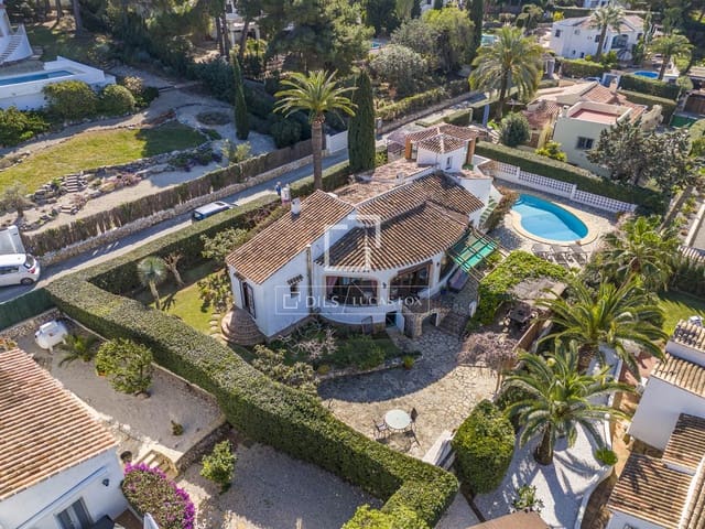 4 sovrum Villa till salu i Javea / Xàbia med pool garage - 695 000 € (Ref: 9635065)