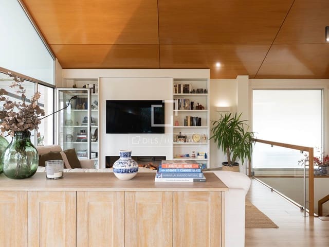 4 chambre Villa/Maison à vendre à Vigo avec piscine garage - 890 000 € (Ref: 9636174)