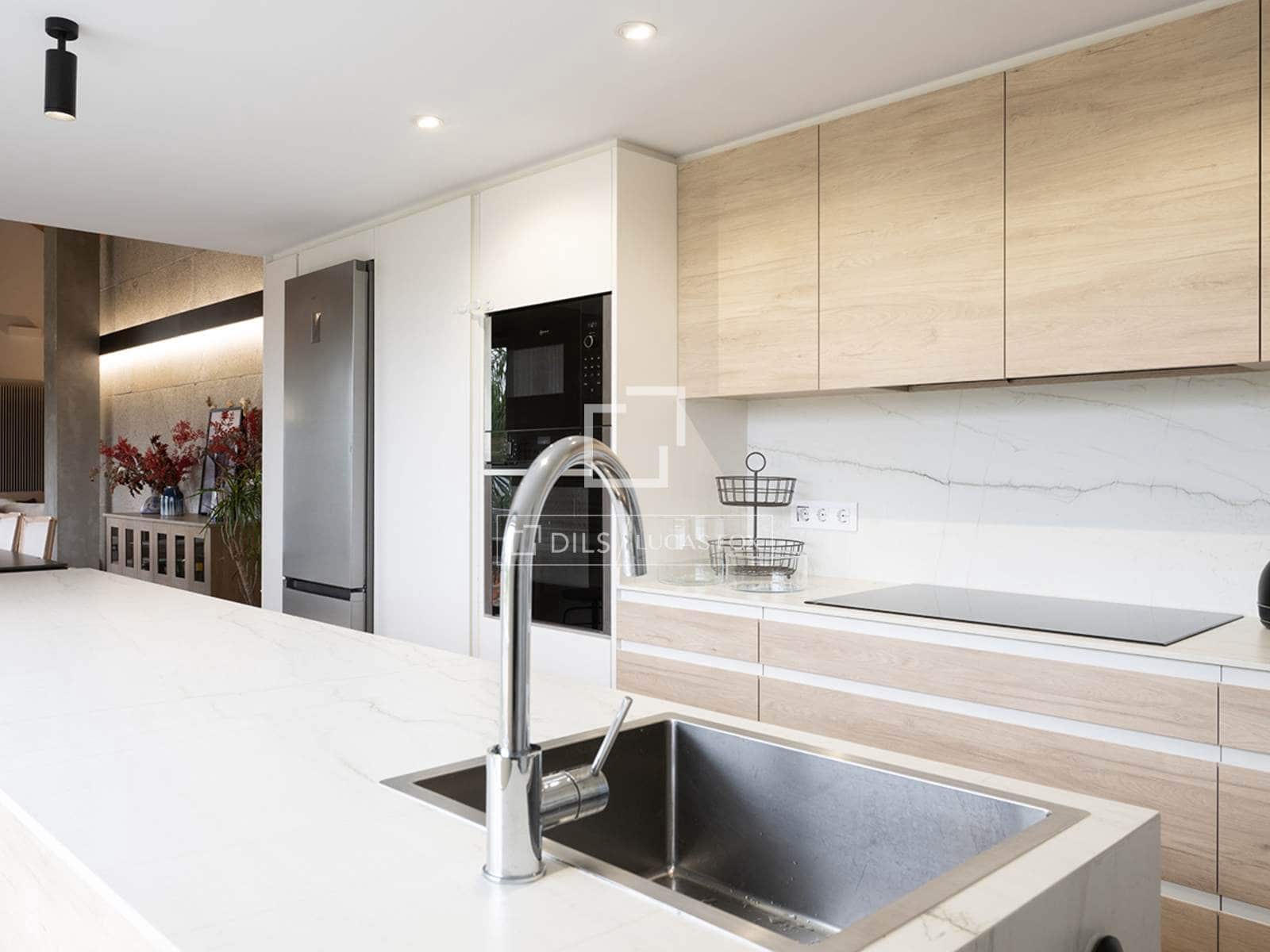 4 sovrum Villa till salu i Vigo med pool garage - 890 000 € (Ref: 9636174)