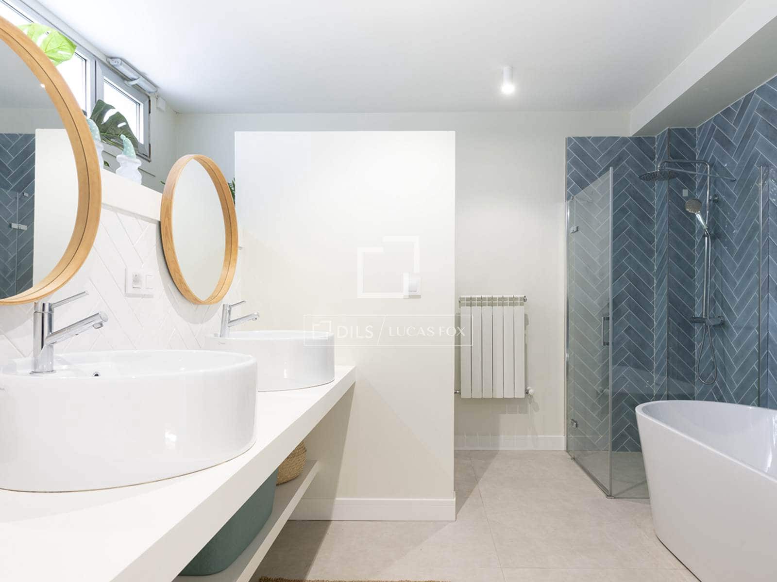 4 sovrum Villa till salu i Vigo med pool garage - 890 000 € (Ref: 9636174)