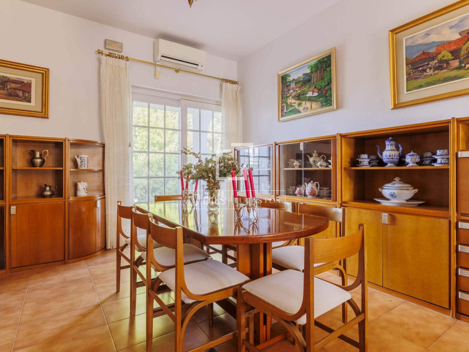 6 makuuhuone Huvila myytävänä paikassa Pozuelo de Alarcon mukana uima-altaan 
autotalli - 2 250 000 € (Ref: 9638877)