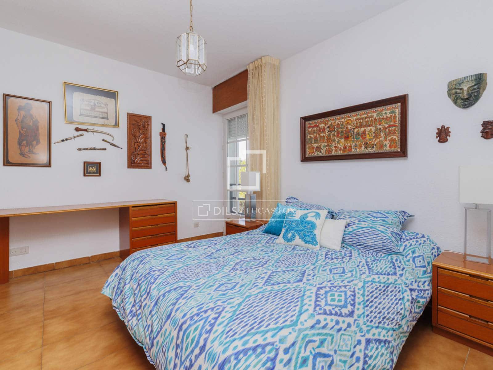 6 makuuhuone Huvila myytävänä paikassa Pozuelo de Alarcon mukana uima-altaan 
autotalli - 2 250 000 € (Ref: 9638877)