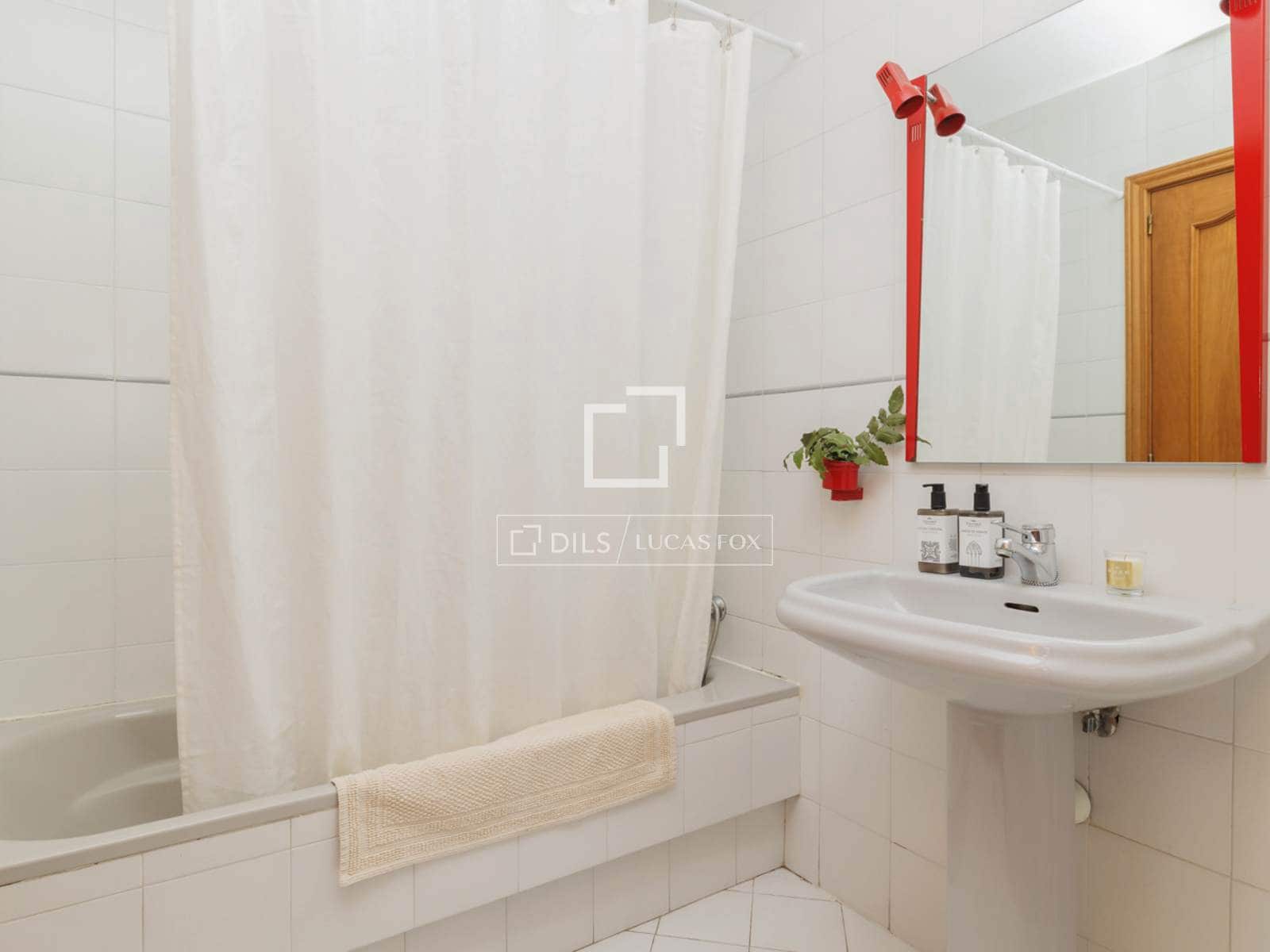 6 makuuhuone Huvila myytävänä paikassa Pozuelo de Alarcon mukana uima-altaan 
autotalli - 2 250 000 € (Ref: 9638877)