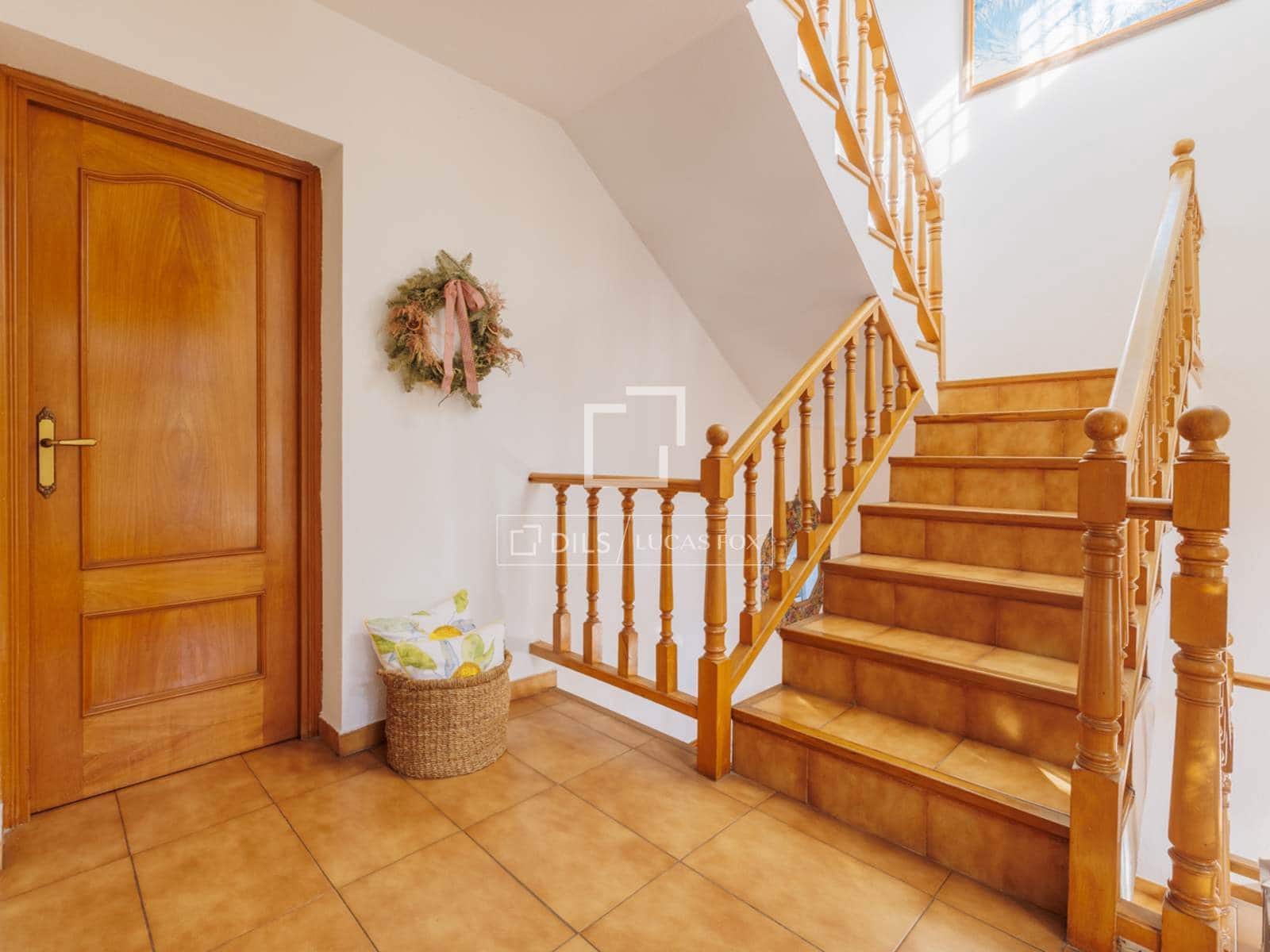 6 makuuhuone Huvila myytävänä paikassa Pozuelo de Alarcon mukana uima-altaan 
autotalli - 2 250 000 € (Ref: 9638877)