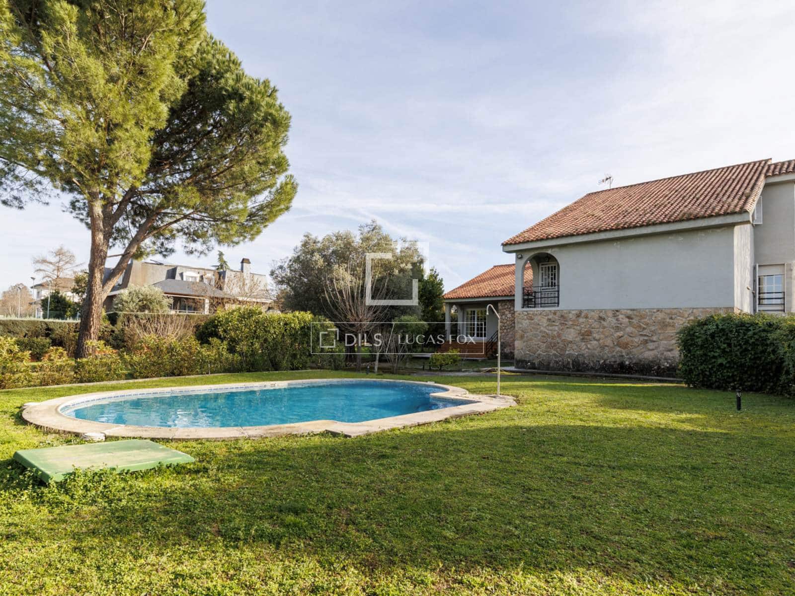 6 makuuhuone Huvila myytävänä paikassa Pozuelo de Alarcon mukana uima-altaan 
autotalli - 2 250 000 € (Ref: 9638877)