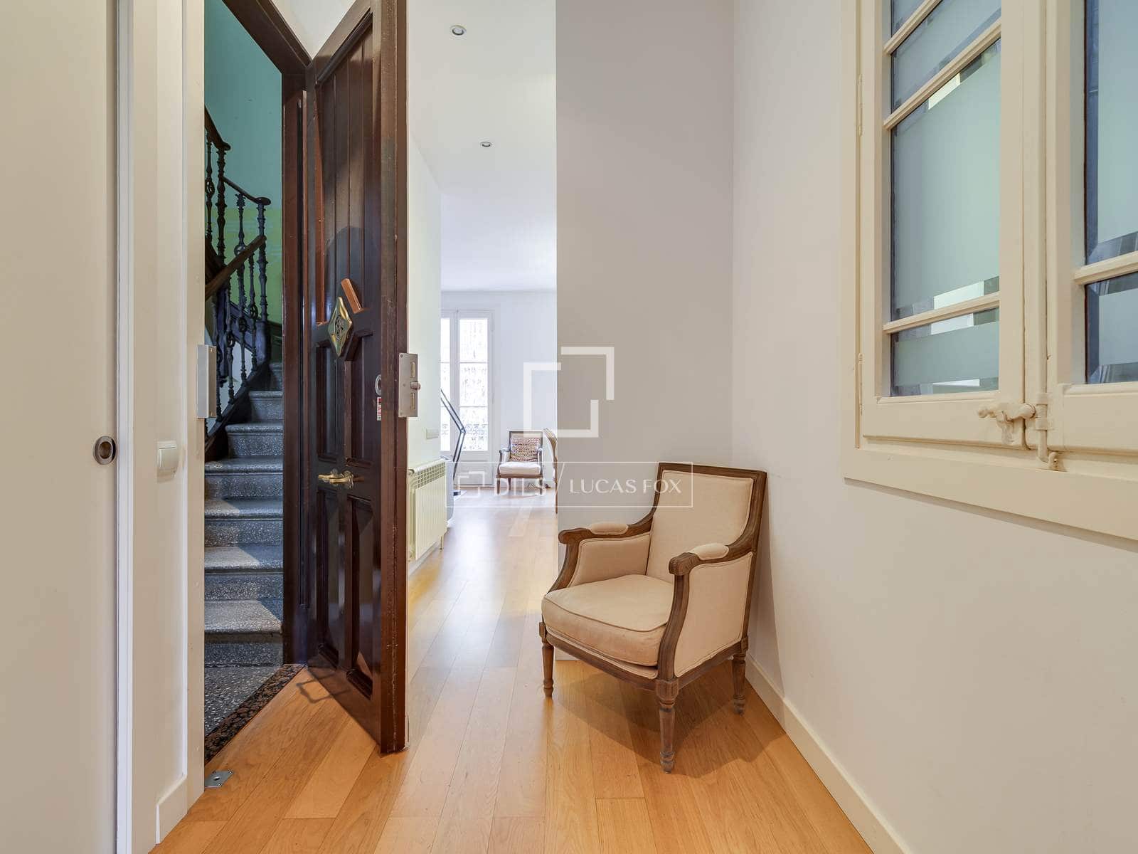 Appartement de 2 chambres à louer à Barcelone ville - 1 995 € (Ref: 9640941)