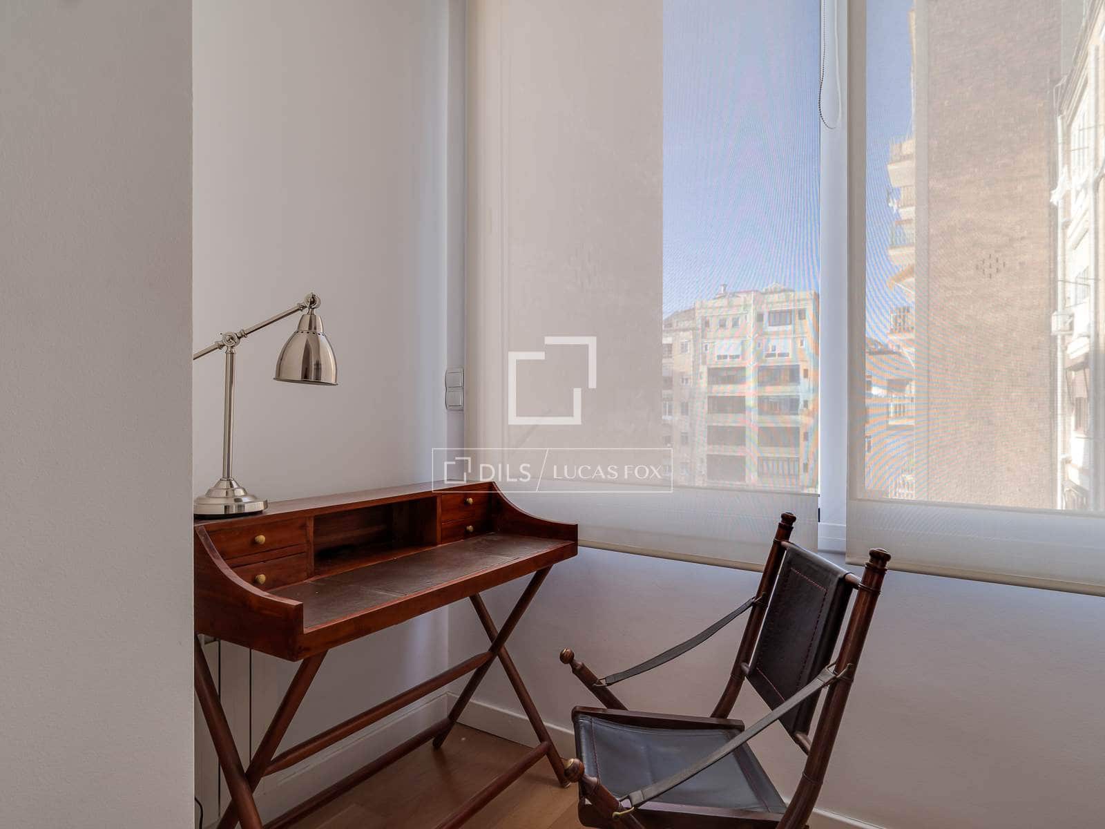 Appartement de 2 chambres à louer à Barcelone ville - 1 995 € (Ref: 9640941)