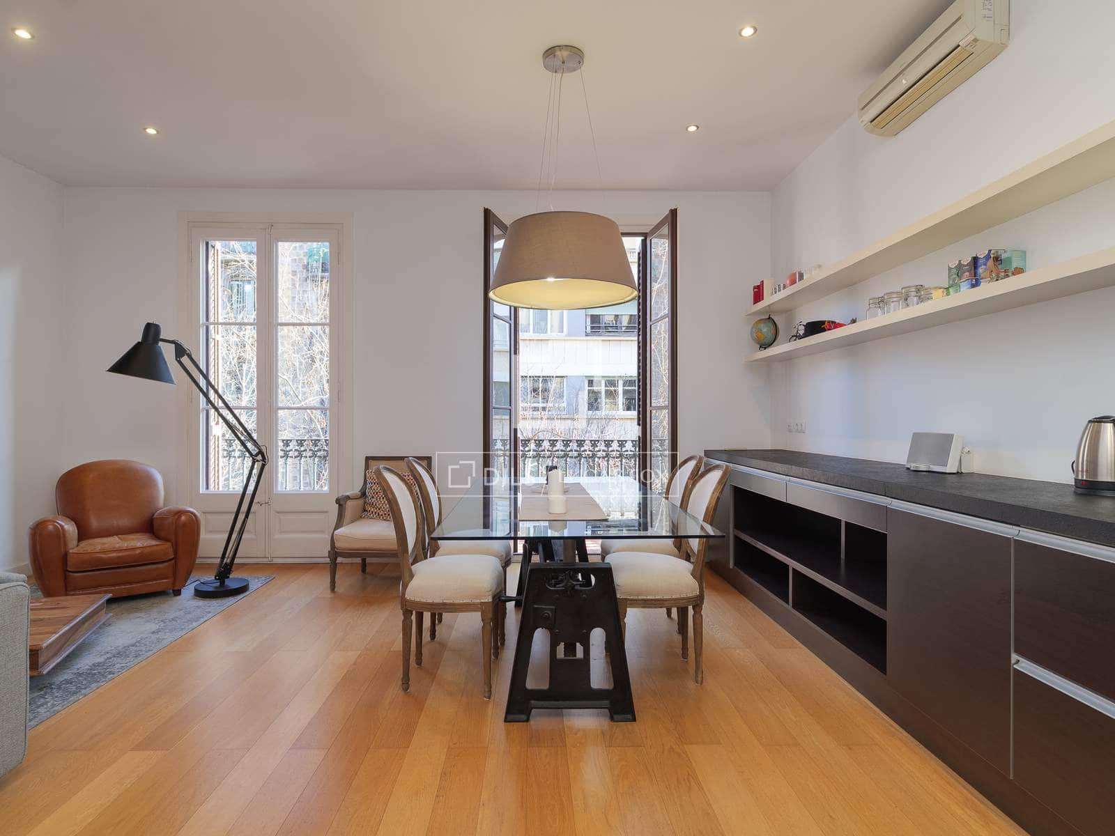 Appartement de 2 chambres à louer à Barcelone ville - 1 995 € (Ref: 9640941)