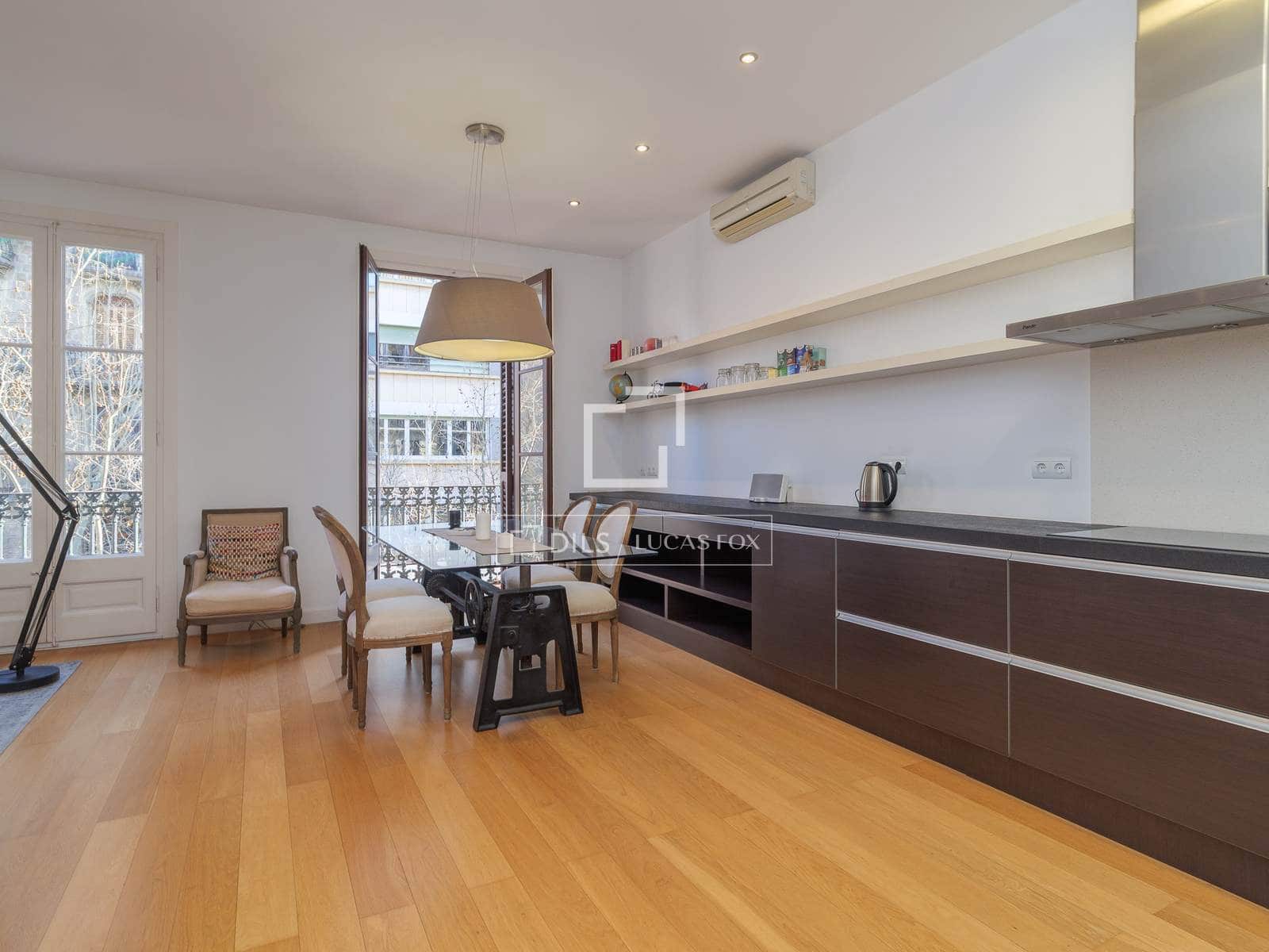 Appartement de 2 chambres à louer à Barcelone ville - 1 995 € (Ref: 9640941)