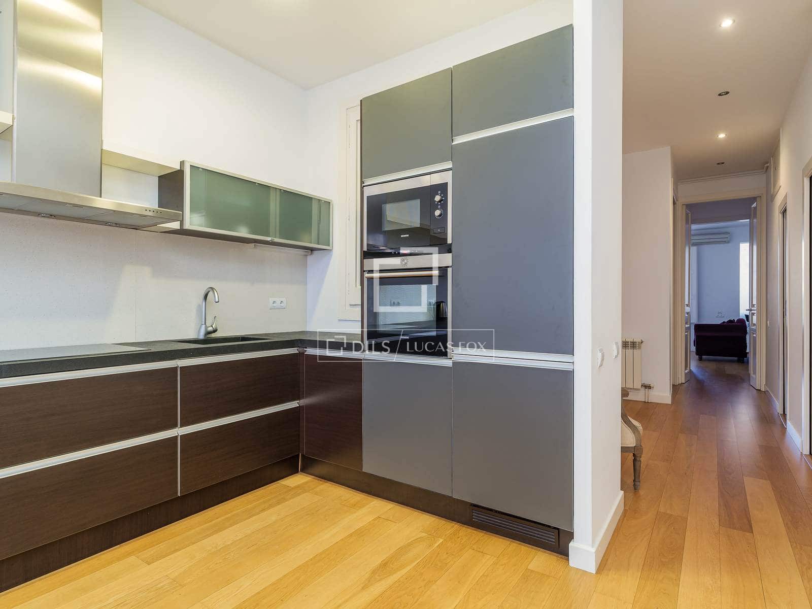 Appartement de 2 chambres à louer à Barcelone ville - 1 995 € (Ref: 9640941)