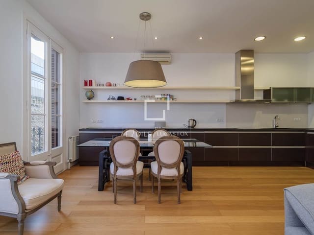 Appartement de 2 chambres à louer à Barcelone ville - 1 995 € (Ref: 9640941)