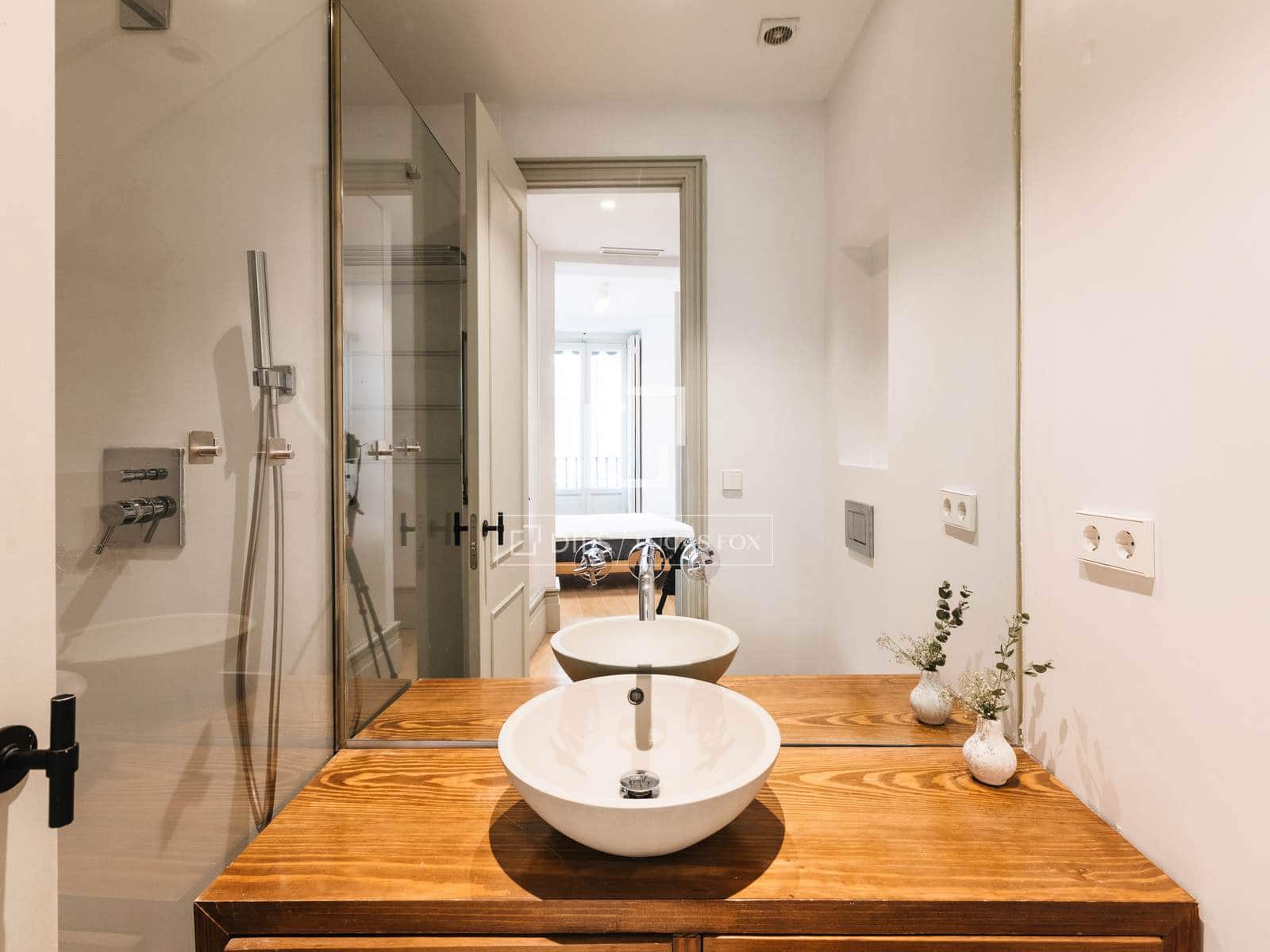 2 quarto Apartamento para arrendar em Madrid cidade - 4 500 € (Ref: 9640943)