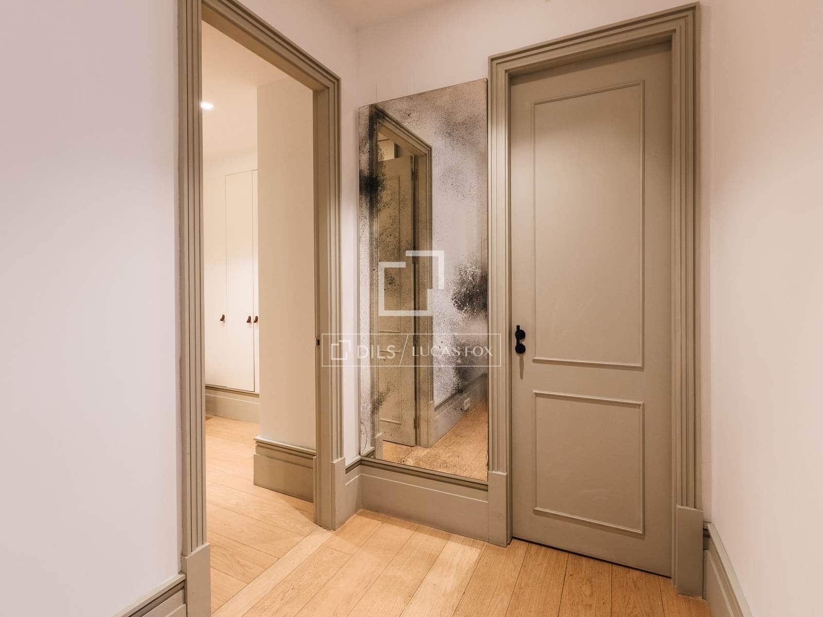 2 quarto Apartamento para arrendar em Madrid cidade - 4 500 € (Ref: 9640943)