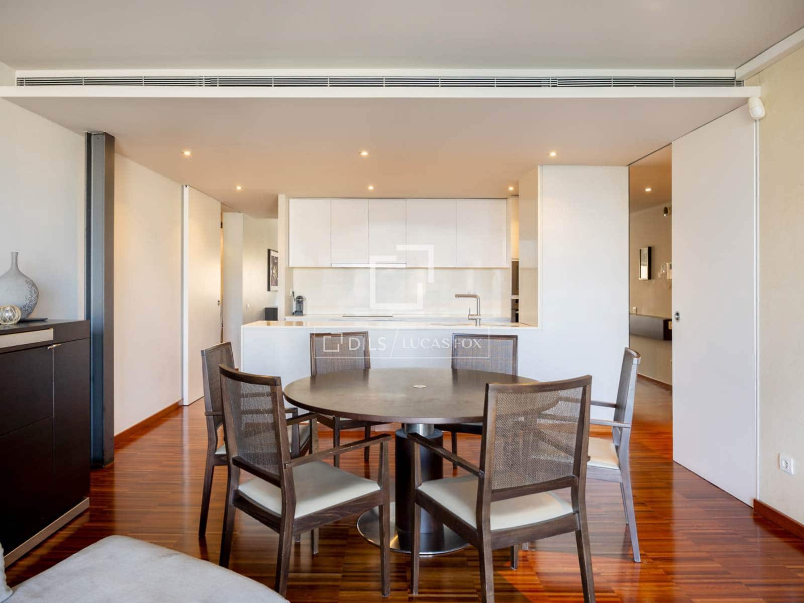 4 bedroom Penthouse for sale in Barcelona city with pool - € 2,200,000 (Ref: 9642868)