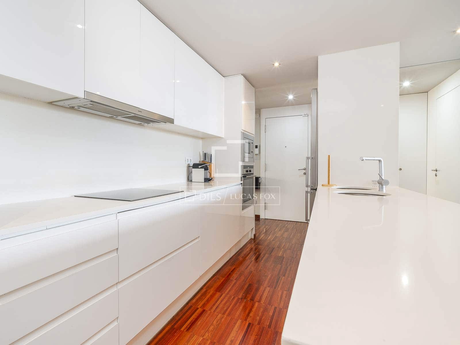 4 bedroom Penthouse for sale in Barcelona city with pool - € 2,200,000 (Ref: 9642868)