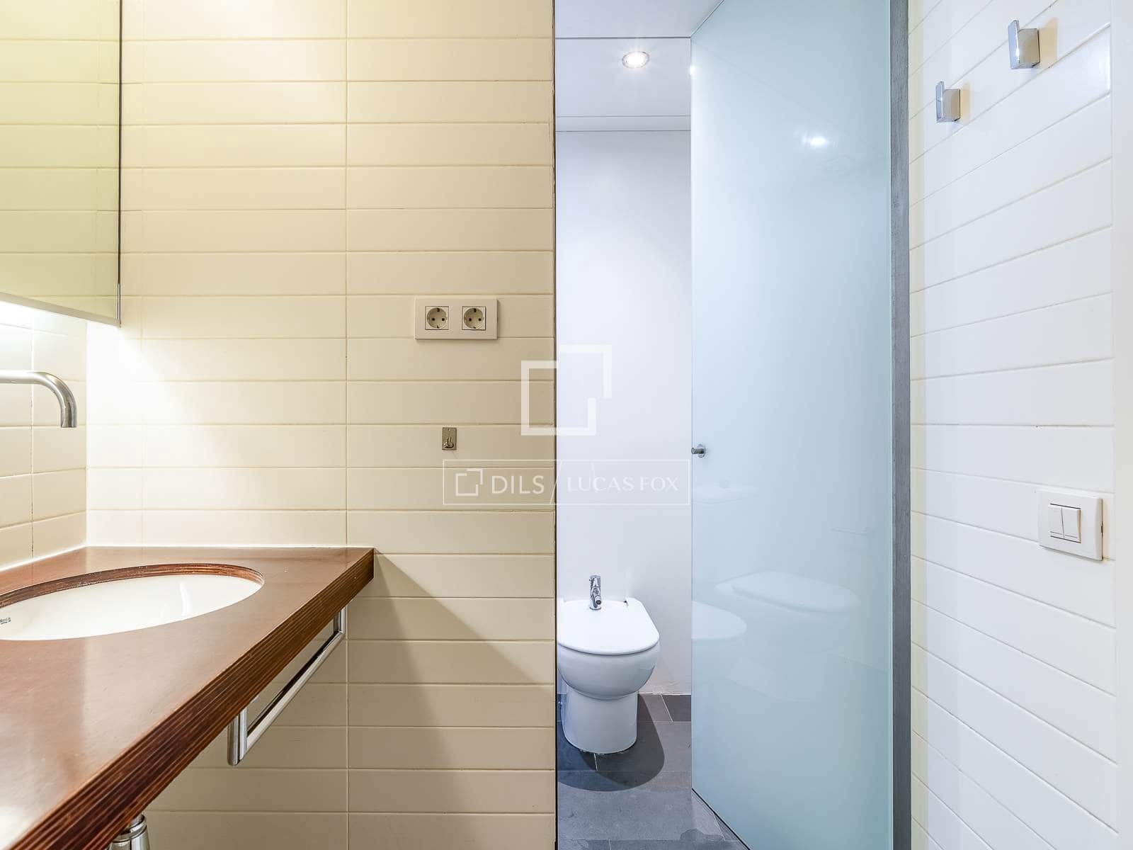 4 bedroom Penthouse for sale in Barcelona city with pool - € 2,200,000 (Ref: 9642868)